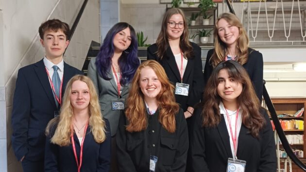 a23e9395 4818 4420 a538 f30989f2bd46